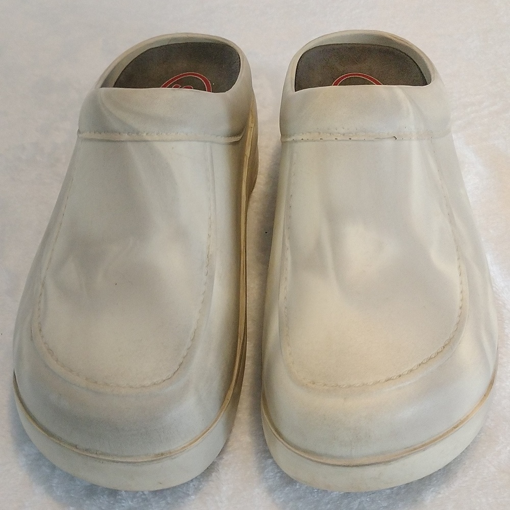 KLOGS Maxum slip resistant size 9